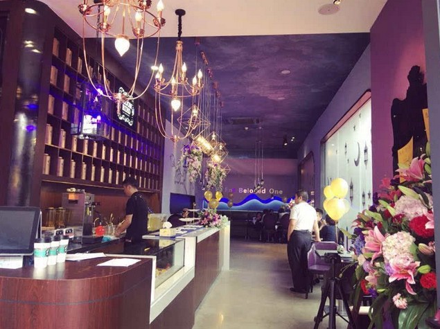 鲜花加燕窝 花千燕打造轻奢派奶茶