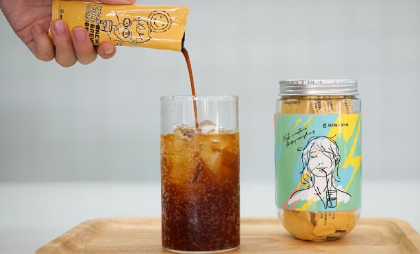 以甜甜圈挂耳咖啡闻名 时萃咖啡完成近千万元天使轮融资