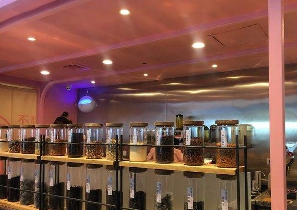 奶茶界“9元店” 有茶有盖打的什么牌?