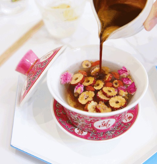 茶叶蘸酱油咖啡里打鸡蛋 Tea Funny给你一万个发朋友圈的理由