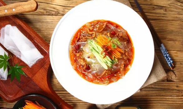 地狱模式开局 总营业额4000万 厨创东北老家经历了什么?