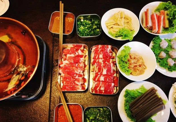 没预约就吃不上 27平米火锅店“就三桌”凭啥这么火?