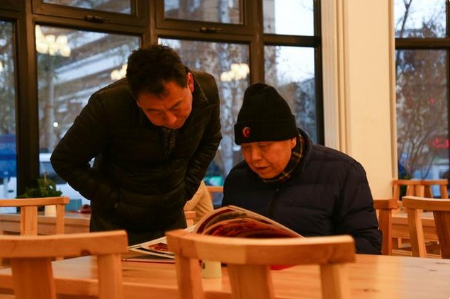 燕龙餐厅重新开业 焕然一新开始接受手机支付