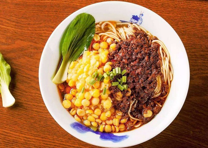 从1家开到30余家 兵哥豌豆面:美味来自于家乡的香叶