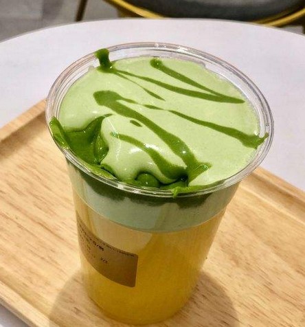 抹趣全新升级 首创抹茶酱茗茶吸引众多市民打卡品尝