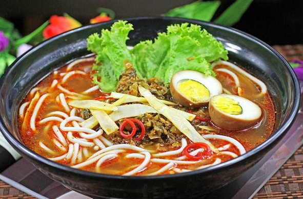 用美食传播云南文化 云水越米线已成功开设300家店
