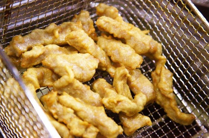 艾宁宁炸肉:源自宫廷御厨艾氏先祖 经十几代人打磨出的美味