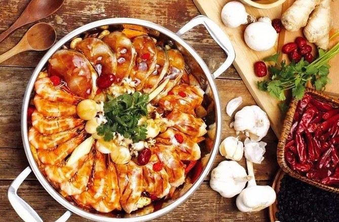 14年开出630多家店 黄记煌:秘诀是“懒”