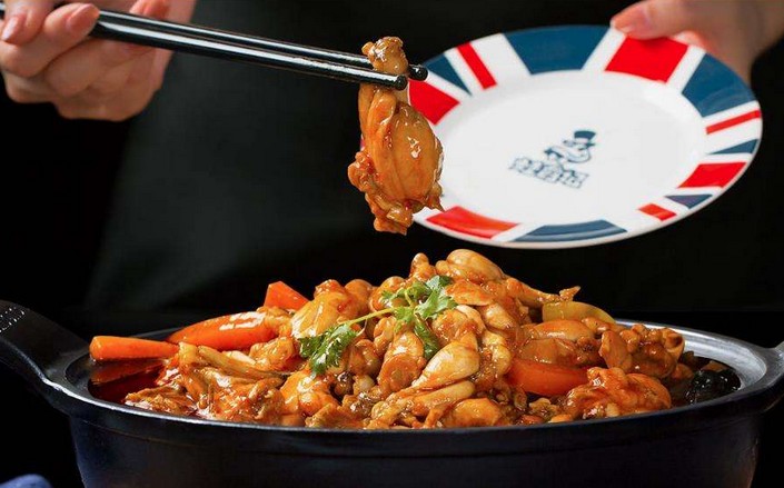 蛙爵记:牛蛙香里馋吃货 听取“哇”声一片