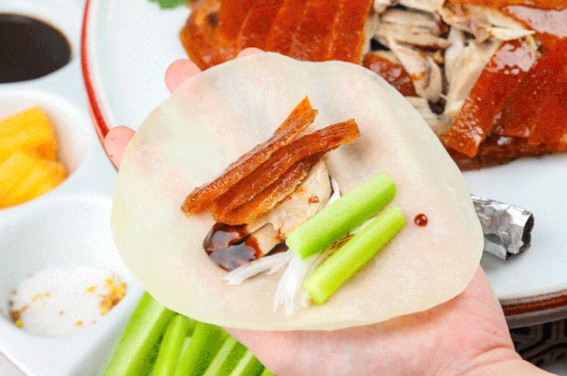 外酥里嫩满口留香 大鸭梨烤鸭好吃到飞起!