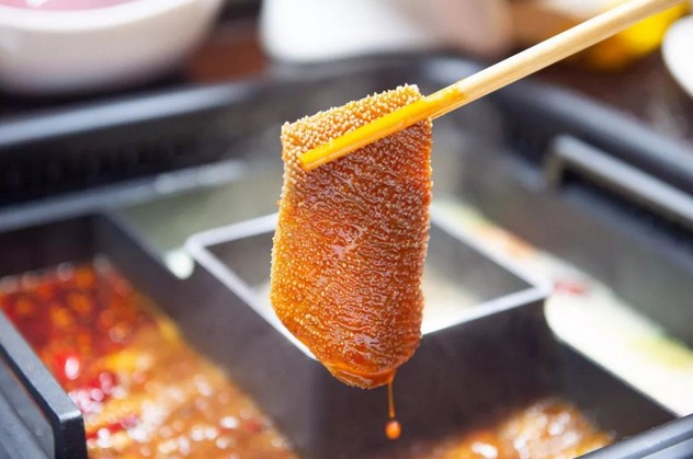 巴奴:凭毛肚火遍全国 美食家蔡澜专门坐飞机也要去吃