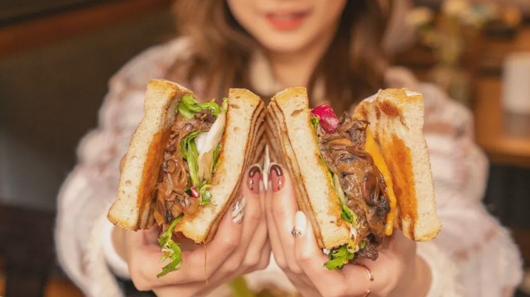 不依靠花里胡哨的外表 BISTRO 11如何征服叼嘴的吃货?