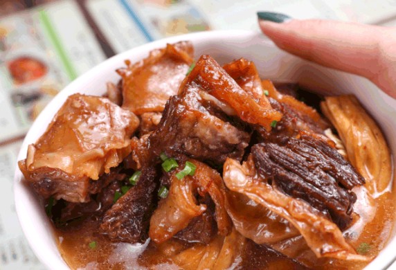 霸占区域粤菜热门榜第一 九龙冰室几十年不变初心