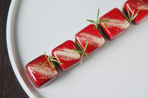 初筵餐厅:原汁原味的地道港味 每个角落都藏着设计之美