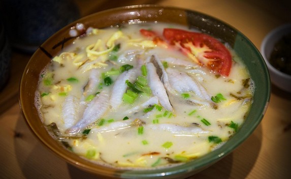 友味黄鱼面馆:一碗完美的黄鱼面能让人吃得连汤都不剩