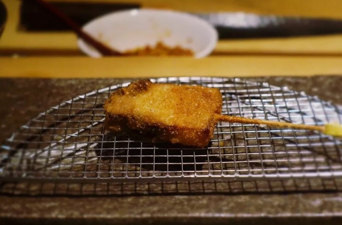 关西炸串+天妇罗 鬼串炼狱打造国内首家炸串专门店