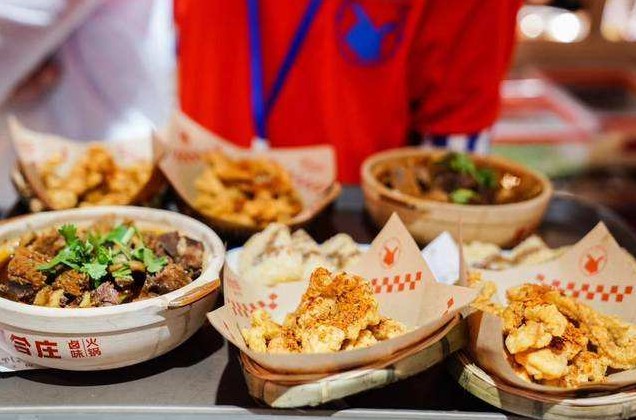 陈赫开的火锅店 贤合庄开业就创下14小时排队记录