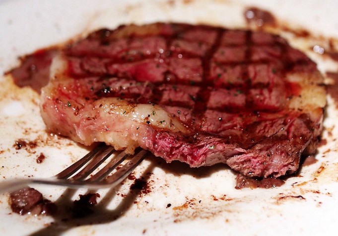 藏在古董洋房里的弗兰克牛排馆 半个娱乐圈都来打过卡!