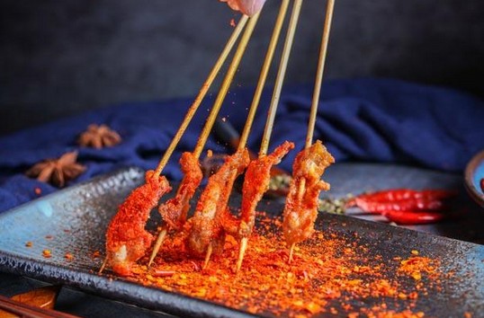 乐彡二荆条让:油锅里洗过澡的串串 吃了还想吃