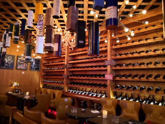 可觅音乐酒吧:用音乐和美食传递一种生活方式