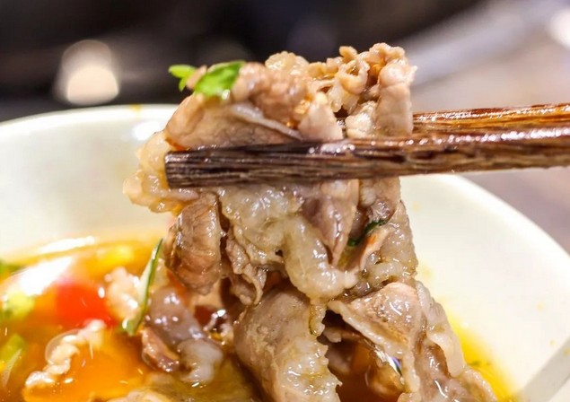 质朴小盘菜 搓一桌市井火锅给你围炉而坐的人间烟火味