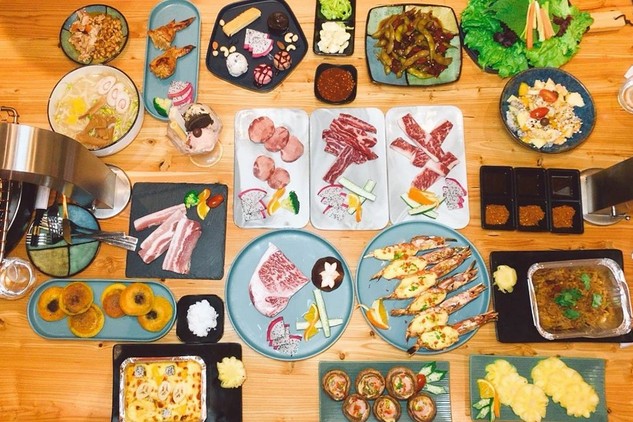 工业纪炭火烤肉:牛肉都是各国进口 好吃到飙泪!