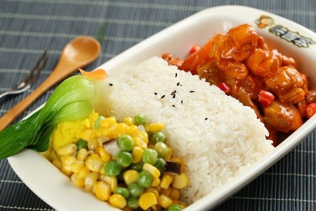 快吉客烤肉拌饭已有近400家加盟店 遍布全国大部分城市