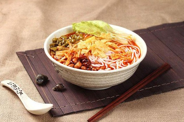 加盟元气妹螺蛳粉 携手把美食传递到世界各地!