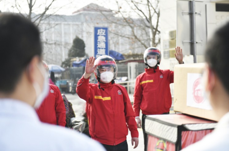 麦当劳推出无接触配送 避免面对面取餐