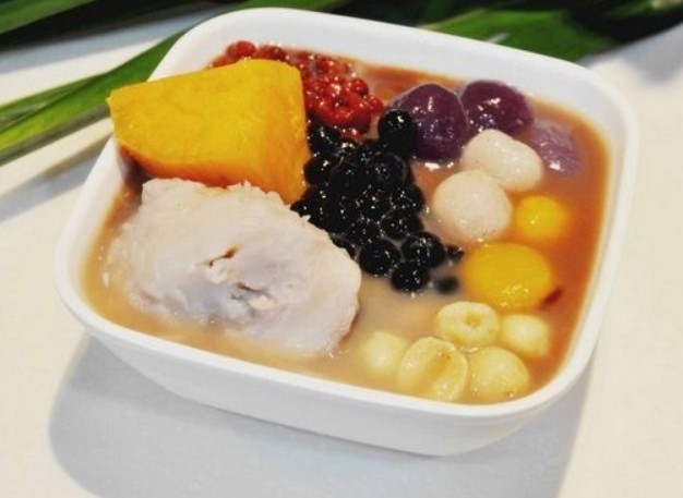 人气极高的网红甜品品牌 芋意坊中茶西作创新美味