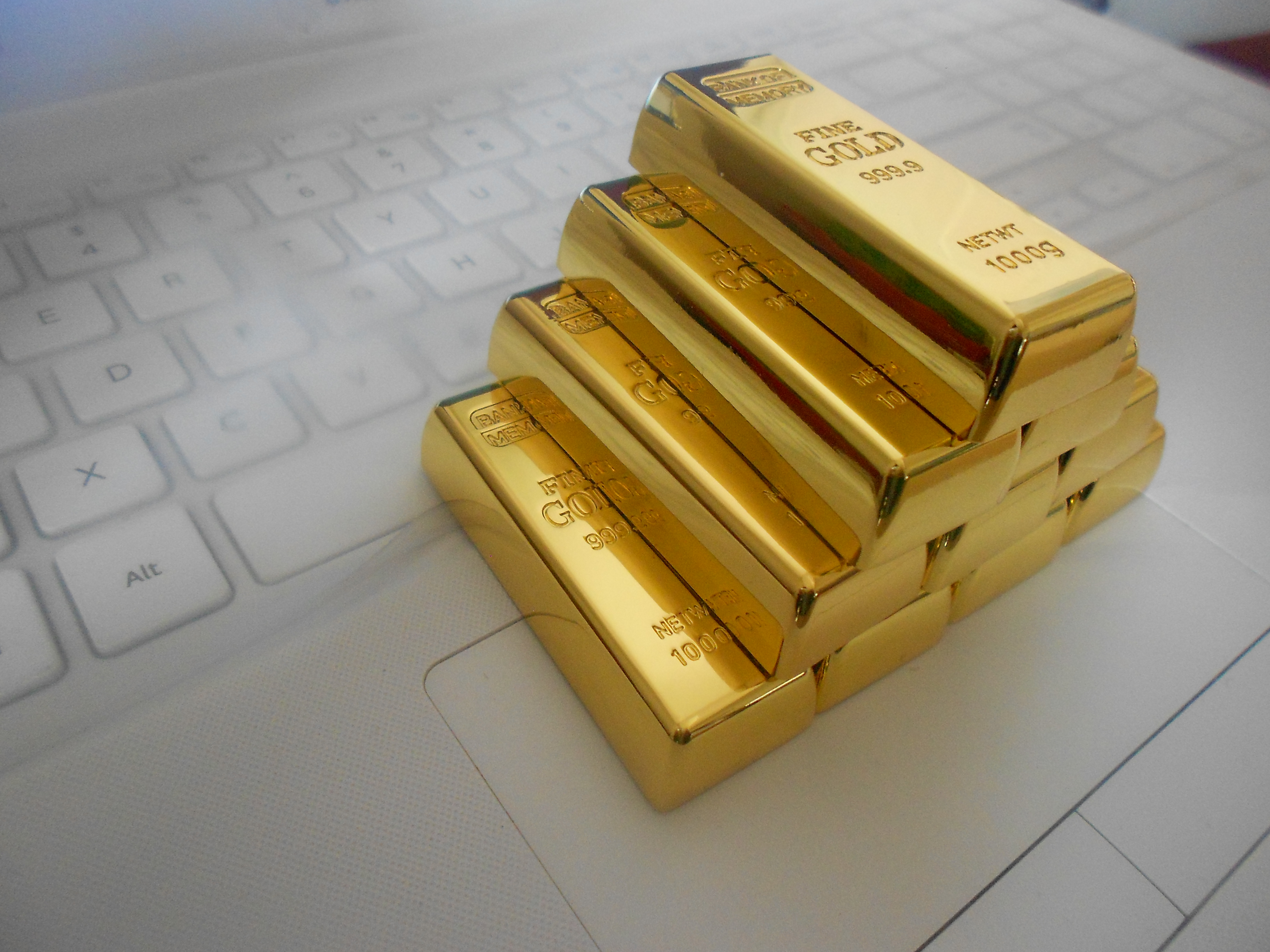 美債收益率不斷上升 黃金價格保持高位震蕩
