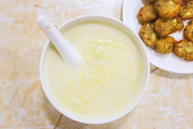 凌晨2点还坐满人 来普宁深夜豆浆店感受美食的治愈