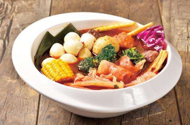 椒气小姐麻辣烫为加盟商铺平创业成功之路