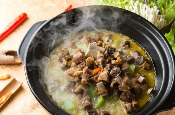 湘邻呷铺:小钵仔滚一滚 鲜香辣皆有