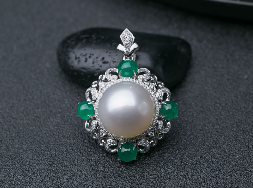 哪些因素影响珍珠品质 什么样的珍珠首饰品质高?