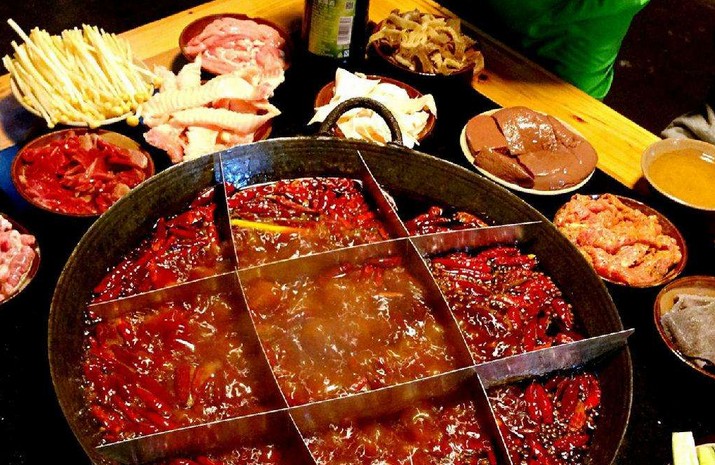 80多家火锅品牌近400家门店为四川援鄂医护提供一年免费火锅