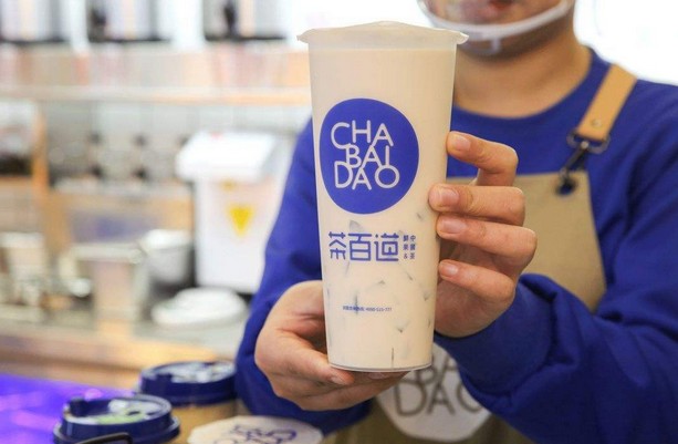 酒酿遇上奶茶 茶百道靠创新在众多奶茶中脱颖而出