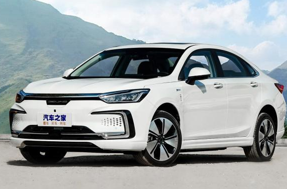 BEIJING汽车：宣布推出针对全系新能源车型的“三电终身质保”政策