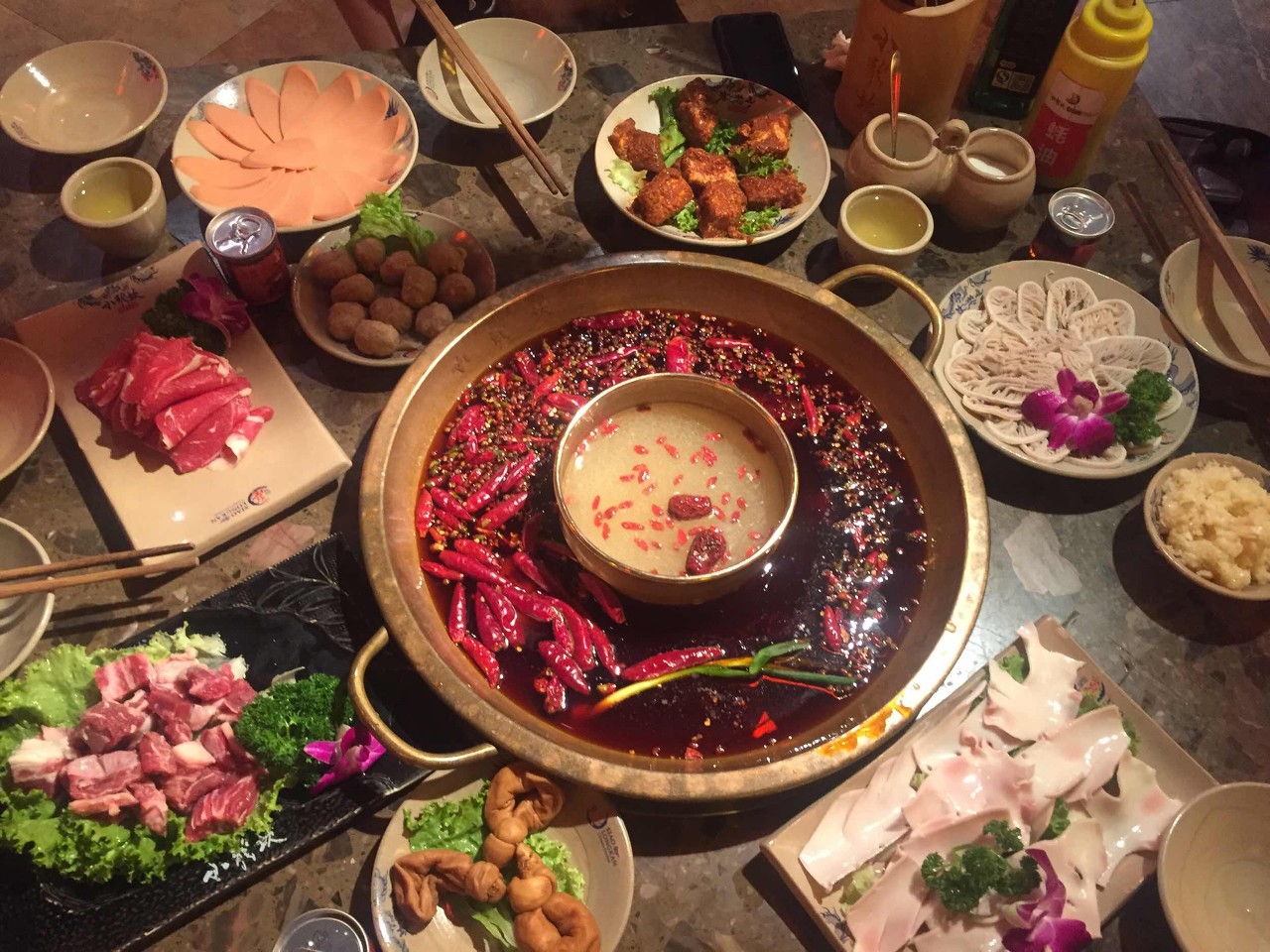 省下10万元加盟费!湖南、湖北加盟商可免费加盟斌弟卤味火锅