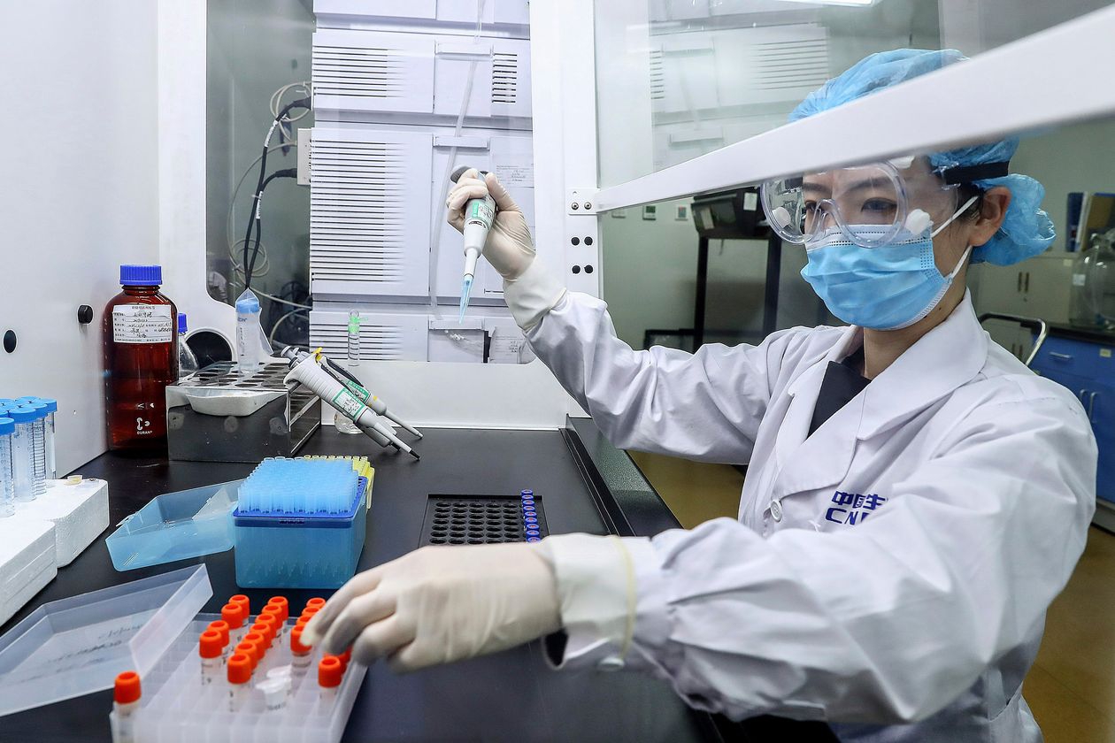 中国成全球抗疫“领头羊”：世卫批准国药疫苗后 科兴也在路上了
