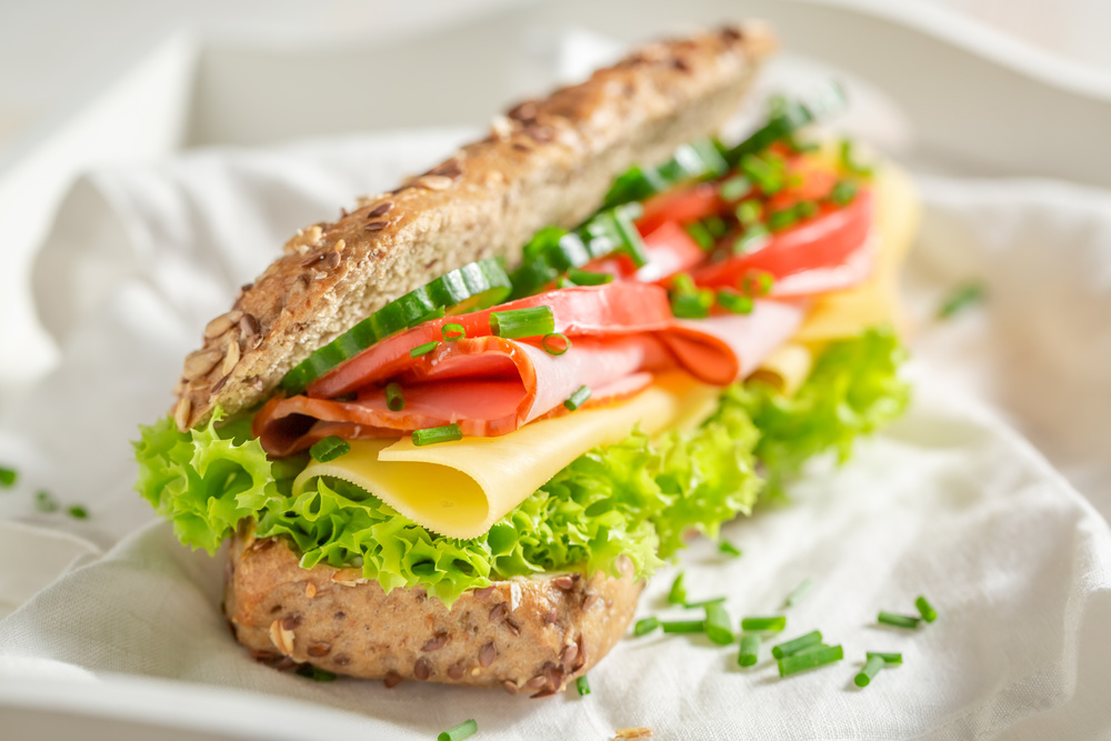部分轻食热量超汉堡 送餐时长也影响卫生状况