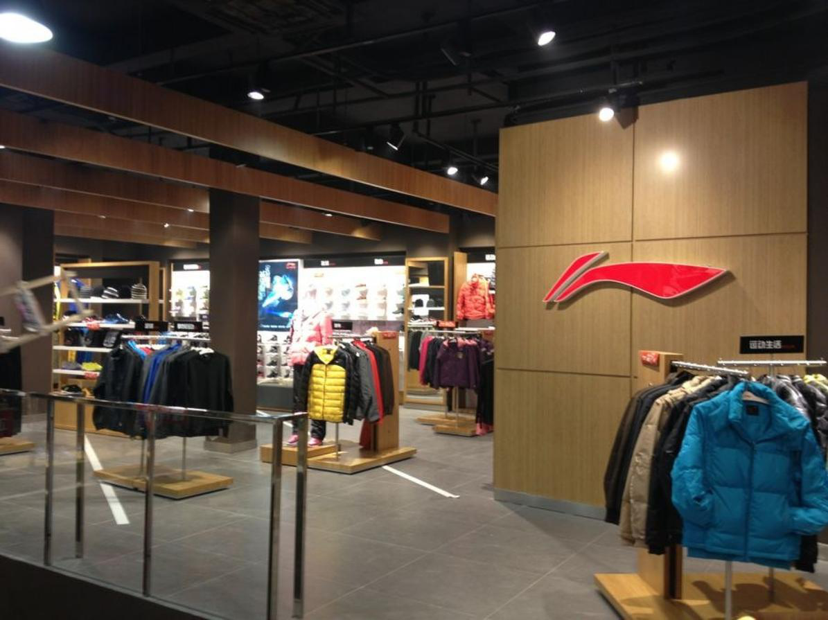 走出國門！文化自信助長品牌自信 國貨實力“圈粉”后浪！