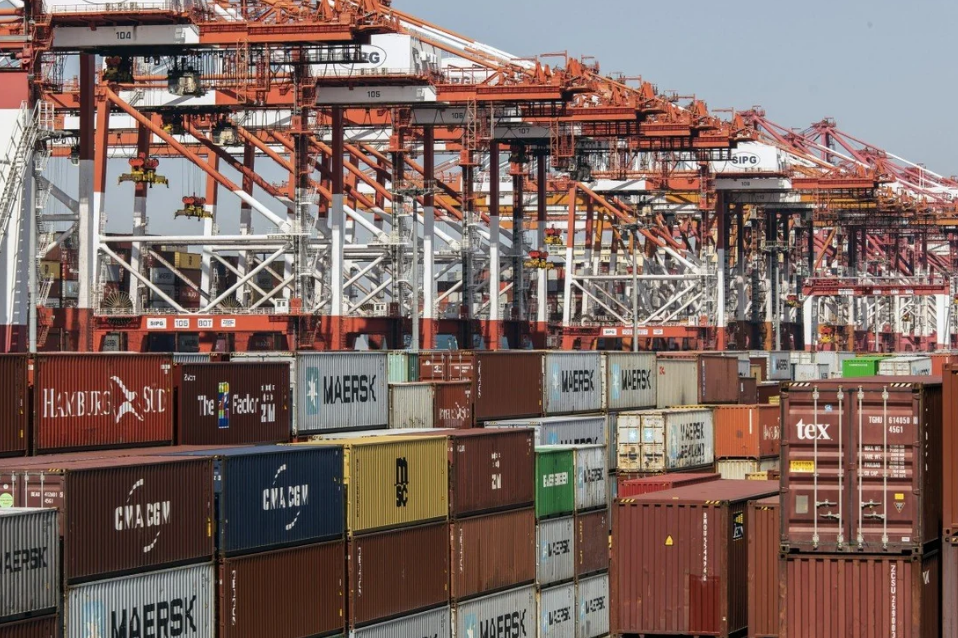 扭转航运中断！我国港口货运量激增13.2% 月产50万标箱！