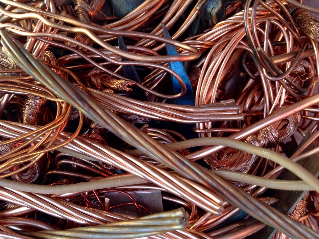 下方仍有支撑 沪镍期货小幅上涨