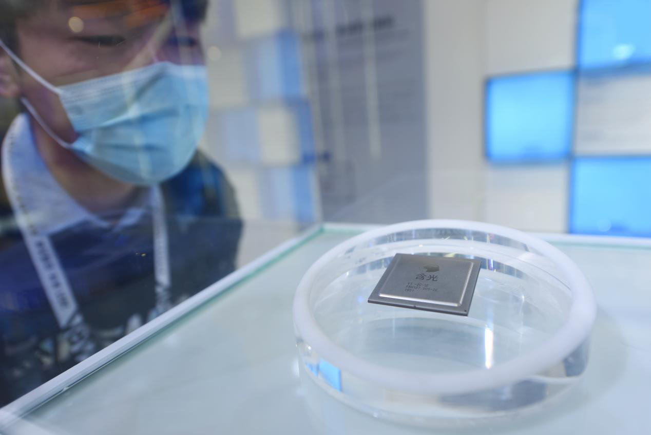 阿里巴巴推出5纳米新服务器芯片！中国本土半导体产业取得成果！