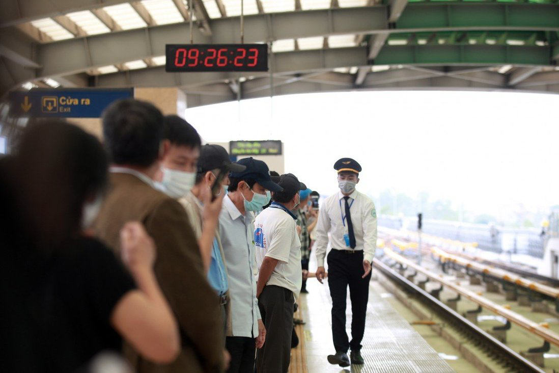 帮助解决首都环境污染难题！“中国制造”的越南地铁正式通车！