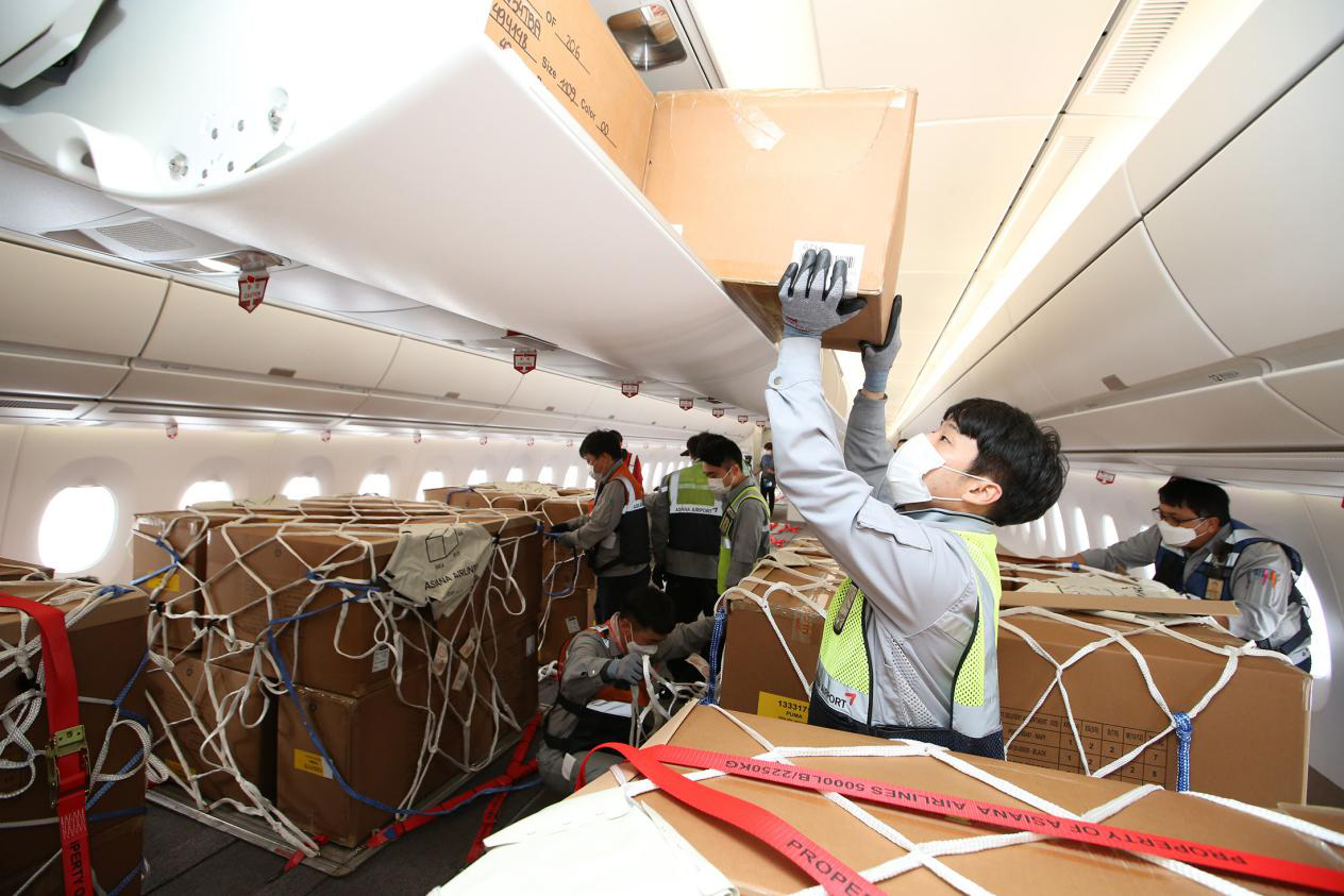 為爭(zhēng)奪1500億美元的空中貨運(yùn)蛋糕 波音和空客又“掐”起來了！