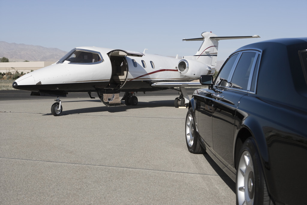 沙特王子花上亿英镑打造巨型私人飞机