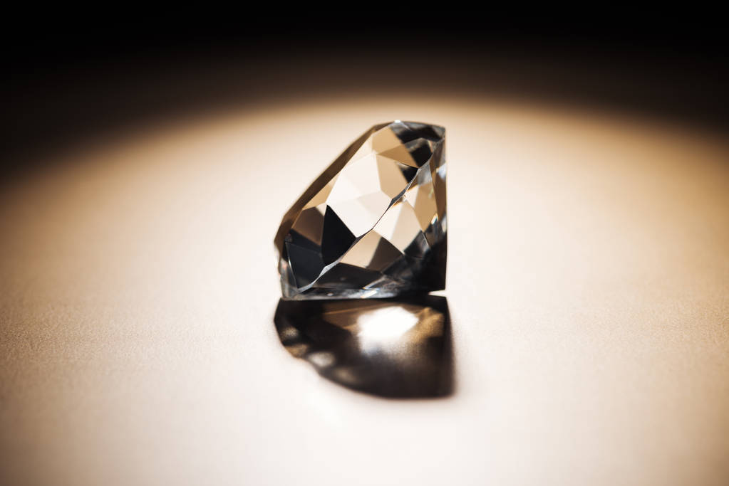 Statement推出天然钻石 展现几何现代风格