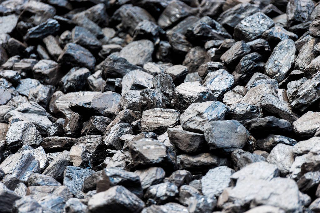 黑色系整体在交易基建发力 近期钢矿涨幅比较明显